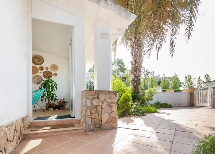 Dom wakacyjny Casa Osona Con Jardin Cerca De La Playa